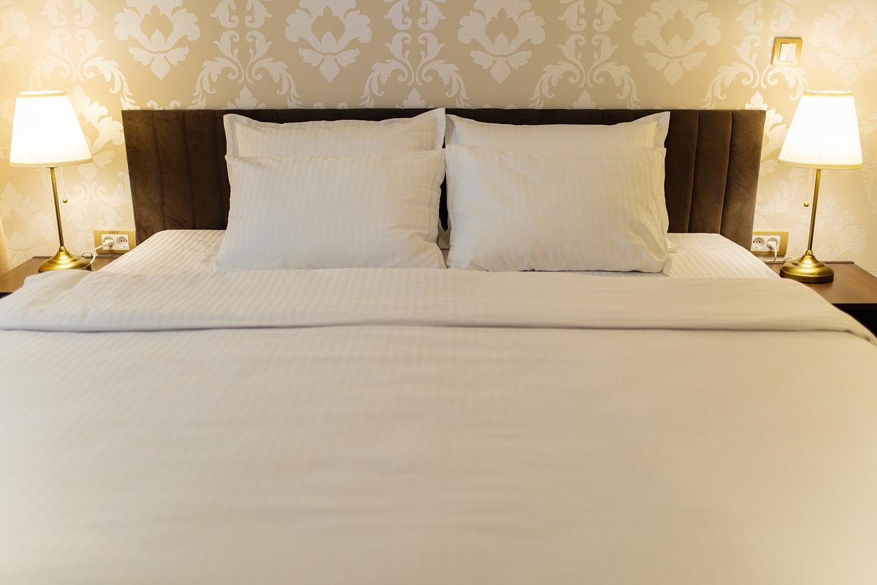 Garni Hotel President De Luxe ครากูเยวัตส์ ภายนอก รูปภาพ